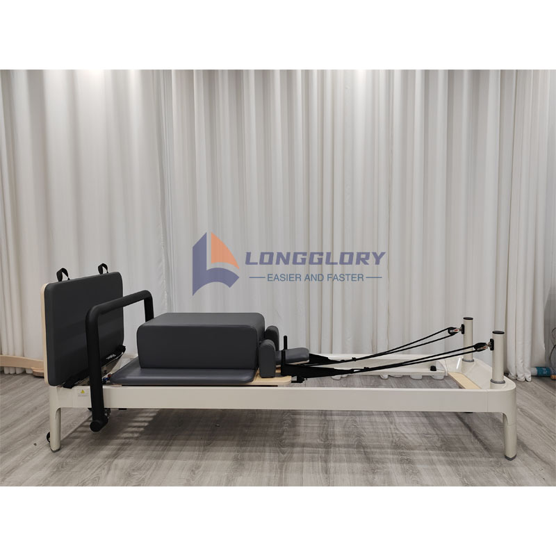 Pilates Reformer پر کون سی مشقیں کی جا سکتی ہیں؟